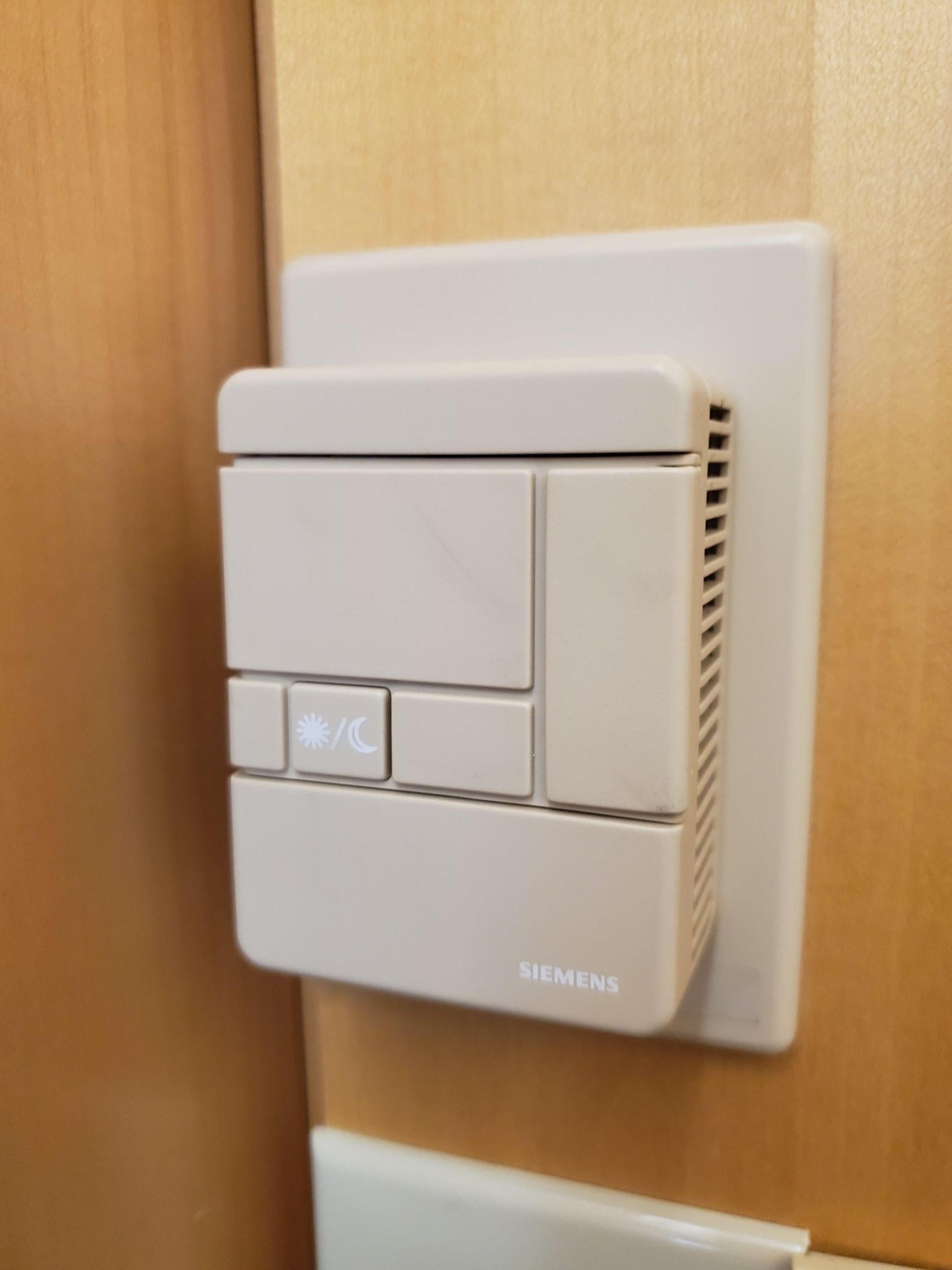 siemens thermostat that is not adjustable